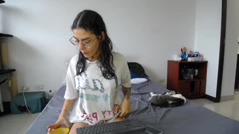 Lauuuu n TheLuckyGuy online show from January 3, 2025, 10:08 pm