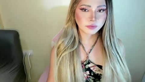 R A I N M O R A L E S  G M A I L . C O M online show from April 17, 2026, 8:56 pm