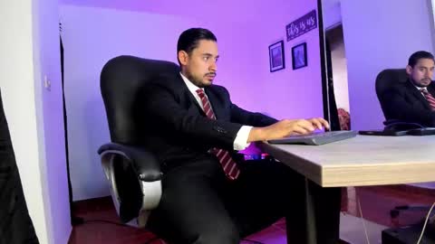 SERGIO THE SEX LAWYER online show from October 30, 2025, 8:20 pm