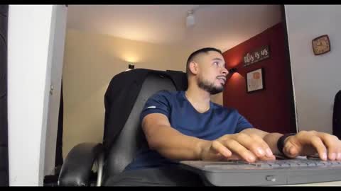 SERGIO THE SEX LAWYER online show from November 25, 2025, 10:43 pm