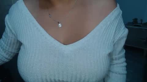 Mia and Gary  online show from October 19, 2025, 2:45 am