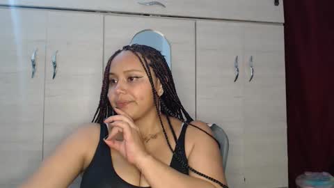 Mia and Gary  online show from February 26, 2026, 2:32 am