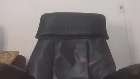 Phill    online show from October 17, 2025, 12:41 pm