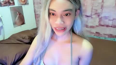 fuckingsexy143 online show from April 11, 2026, 4:33 pm