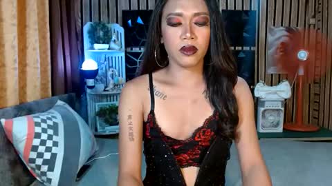 fuckme811826 online show from February 18, 2026, 7:37 am