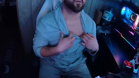 fufupop online show from February 26, 2025, 3:53 am