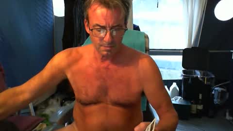 fuldaflyst4 online show from September 21, 2025, 4:41 pm