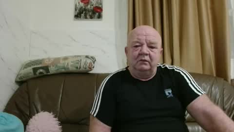 fullballs6 online show from February 16, 2026, 3:02 am