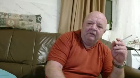 fullballs6 online show from April 22, 2026, 1:41 am