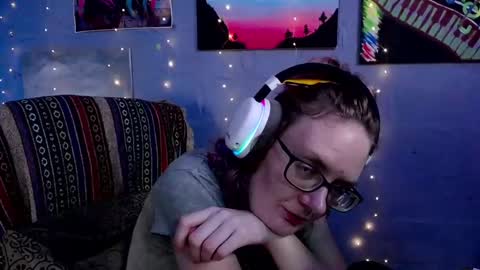 Princess Nellie  Captain Simon online show from December 31, 2024, 12:04 pm