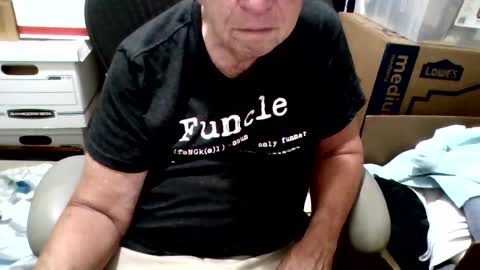 Snapshot of funclemike chatting on June 27, 2026, 2:38 am funclemike online show from June 27, 2026, 2:38 am