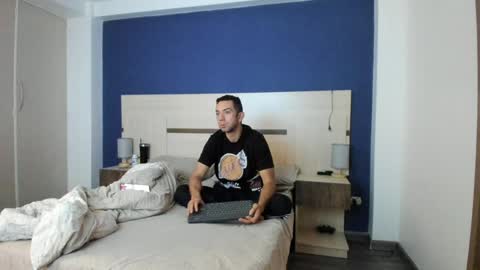 Sammygirl  tommy guy friends with benefits online show from March 6, 2025, 7:32 pm