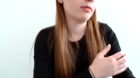 Emma online show from March 12, 2026, 1:50 pm