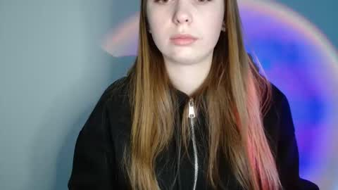 Emma online show from April 10, 2026, 3:56 am