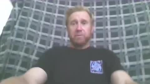 Snapshot of funntimes422 chatting on November 16, 2025, 5:24 am funntimes422 online show from November 16, 2025, 5:24 am