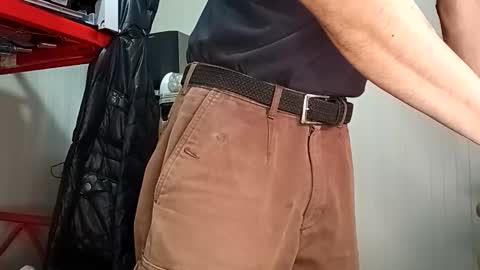 Italian men online show from November 6, 2025, 10:27 am