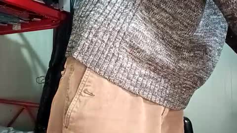 Italian men online show from December 5, 2025, 10:57 am