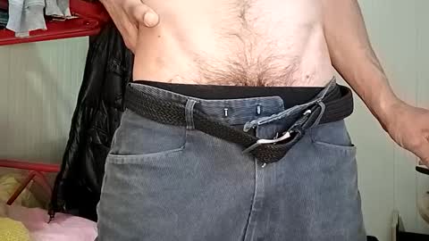 Italian men online show from May 26, 2026, 9:49 am
