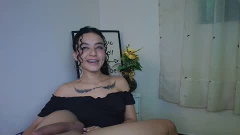 Snapshot of funsport_hot chatting on December 4, 2025, 2:48 pm Lissa and Ryan online show from December 4, 2025, 2:48 pm