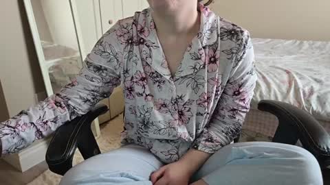 Snapshot of fuxkme_jen chatting on December 27, 2024, 4:21 pm fuxkme_jen online show from December 27, 2024, 4:21 pm