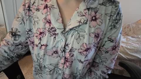 Snapshot of fuxkme_jen chatting on December 27, 2024, 7:24 pm fuxkme_jen online show from December 27, 2024, 7:24 pm