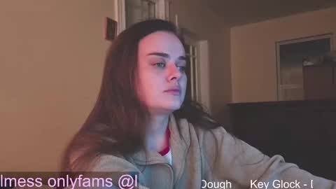 Snapshot of fuxkme_jen chatting on September 10, 2025, 11:27 pm fuxkme_jen online show from September 10, 2025, 11:27 pm