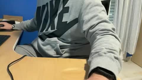 fuzitzu2 online show from March 2, 2026, 7:59 am