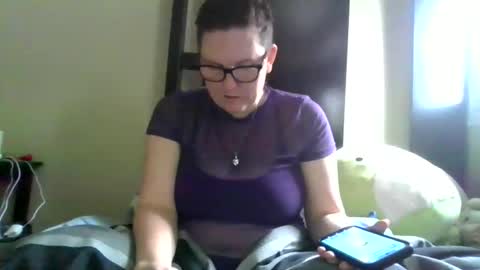 fuzzypeaches87 online show from March 7, 2026, 5:43 pm