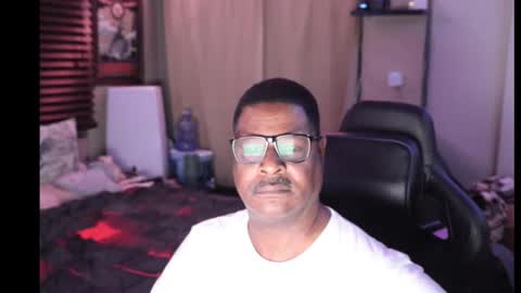 Snapshot of fyrecontrol chatting on January 8, 2025, 4:44 am seldom seen online show from January 8, 2025, 4:44 am