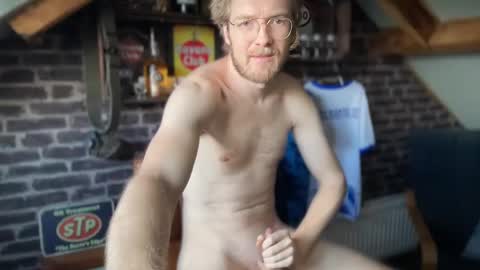 Snapshot of g00nst4r chatting on January 10, 2025, 10:39 am g00nst4r online show from January 10, 2025, 10:39 am