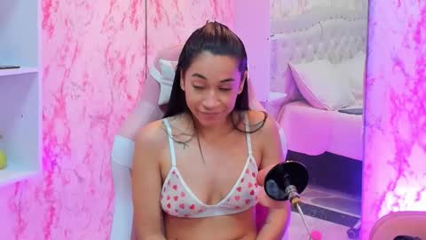 Gabbie online show from October 15, 2025, 11:43 am