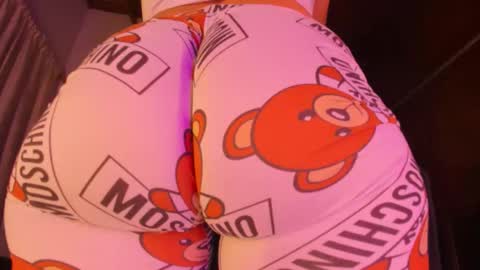 G A B R I E L A   online show from February 2, 2026, 12:20 am