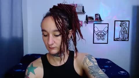 gabby_moon09 online show from October 10, 2025, 12:15 pm