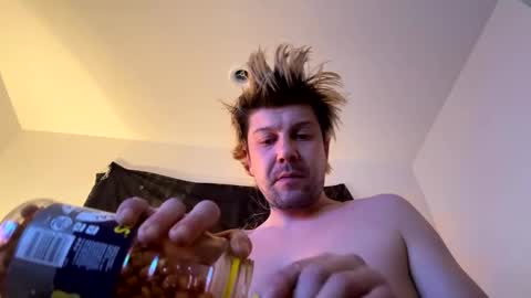 Snapshot of gabethier25 chatting on December 14, 2024, 11:29 am yeeah online show from December 14, 2024, 11:29 am