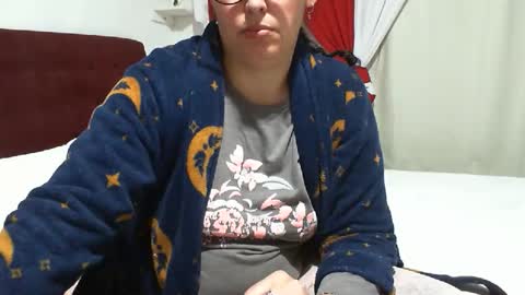 gaby  layla online show from May 20, 2026, 8:59 pm