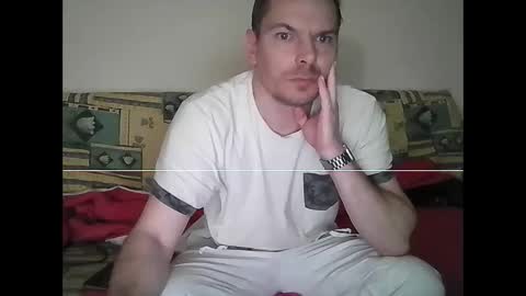 Snapshot of gabin371987 chatting on January 6, 2025, 12:48 am Gabin online show from January 6, 2025, 12:48 am