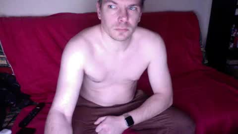 Snapshot of gabin371987 chatting on January 22, 2025, 5:37 am Gabin online show from January 22, 2025, 5:37 am