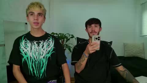 gabriel_and_geronimo online show from March 24, 2026, 7:41 pm