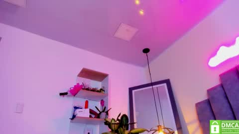 Carolina online show from March 4, 2026, 8:37 pm