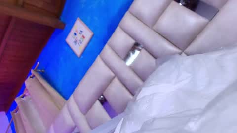 Snapshot of gabriela_leone chatting on September 26, 2025, 7:29 pm gabriela online show from September 26, 2025, 7:29 pm