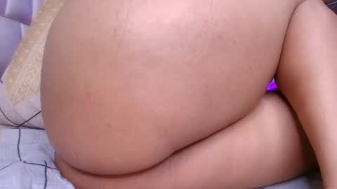 Snapshot of gabriela_leone chatting on October 3, 2025, 7:55 pm gabriela online show from October 3, 2025, 7:55 pm