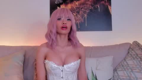 Gabriela Montes online show from March 8, 2025, 8:55 am