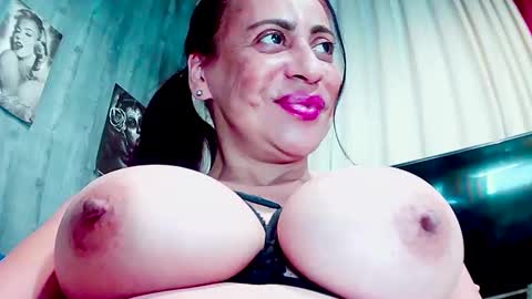 Gabriella Lopez online show from March 4, 2025, 5:56 pm