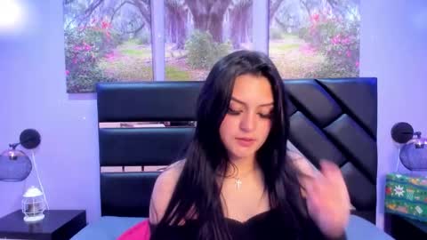 gabrielabotero online show from December 17, 2025, 7:53 pm