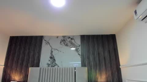 Gabriela Kassi online show from April 19, 2026, 11:20 am