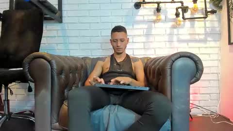 gabrieldraven online show from September 24, 2025, 8:23 pm