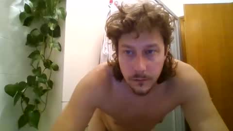 gabriele_manzoni online show from June 4, 2026, 11:00 pm