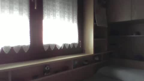 Gabriele online show from November 19, 2025, 2:06 pm