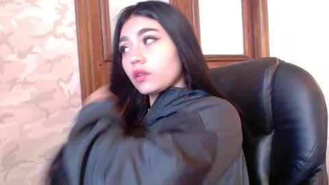 gabriella online show from October 2, 2025, 12:01 pm