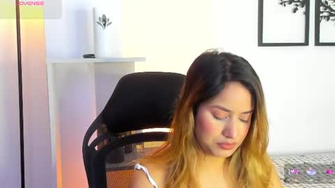 Snapshot of gabriella__tom chatting on July 3, 2026, 9:32 pm Gabriella online show from July 3, 2026, 9:32 pm